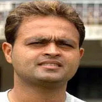 Dinesh Mongia Biography